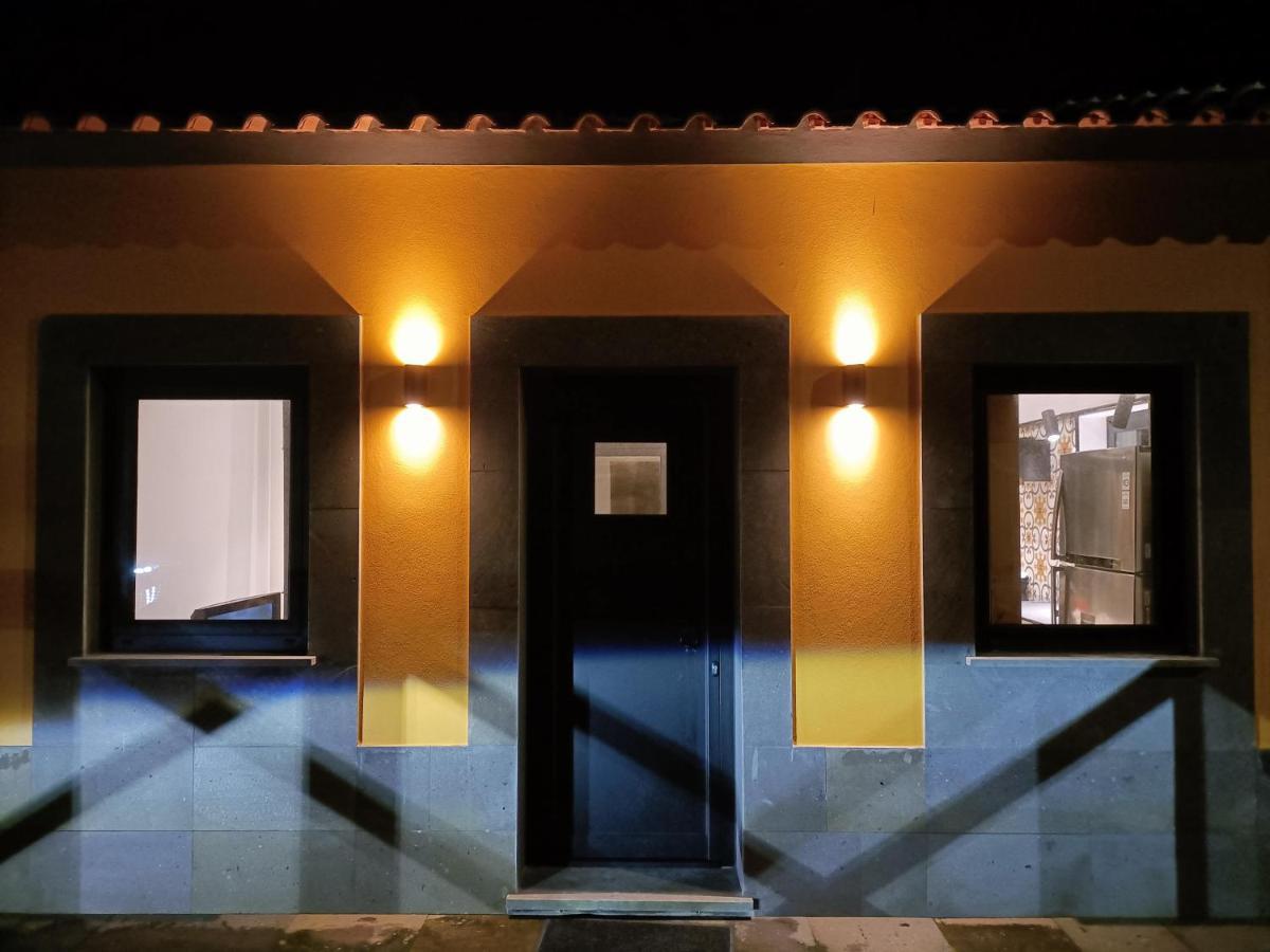 Casa Da Vinha Escondida Al Villa Biscoitos  Exterior photo